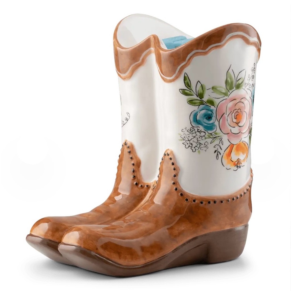 BNIB Scentsy Boot Scootin Warmer